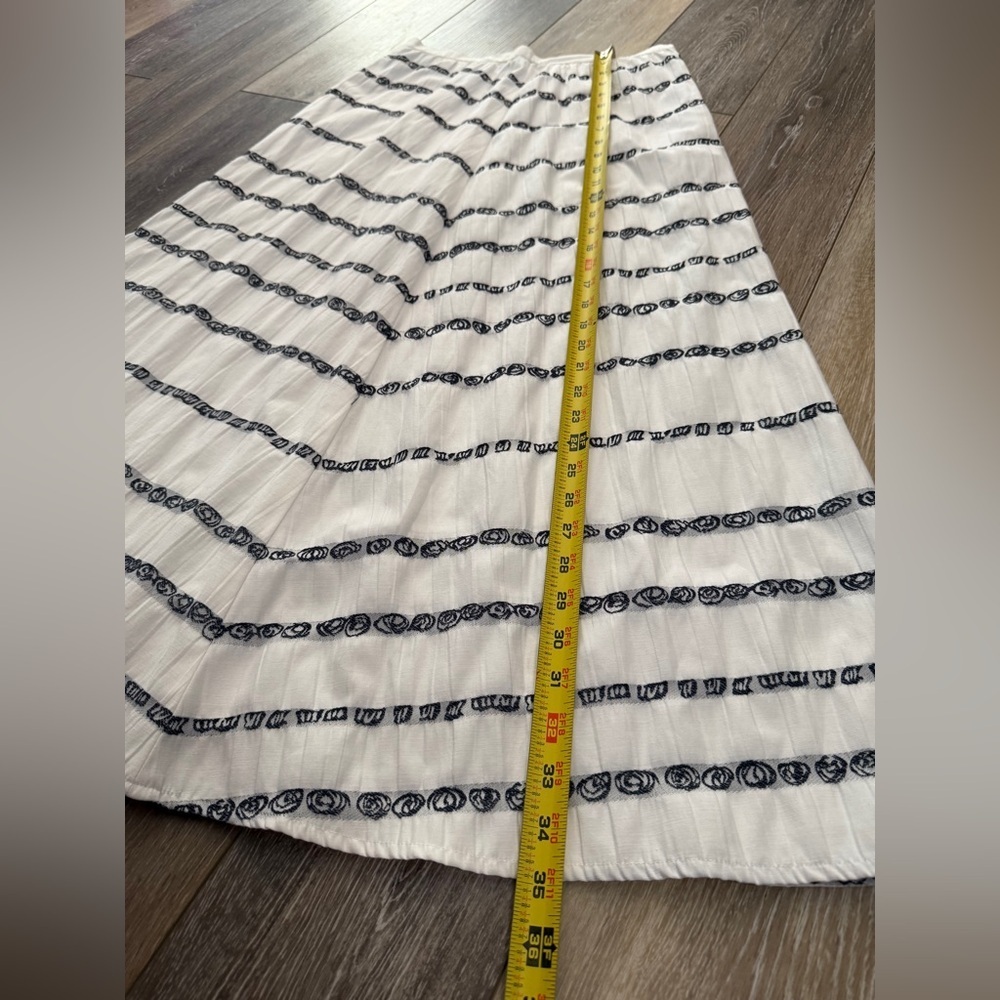 Talbots Black and White Patterned Skirt - Picture 4 of 6